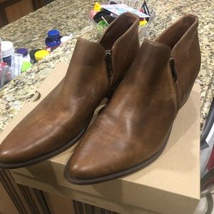 Steve Madden Ajay Leather Booties